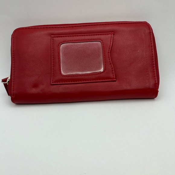 5315-PTT Red PU Leather Zip Around Clutch Wallet New No Tags - Picture 1 of 7